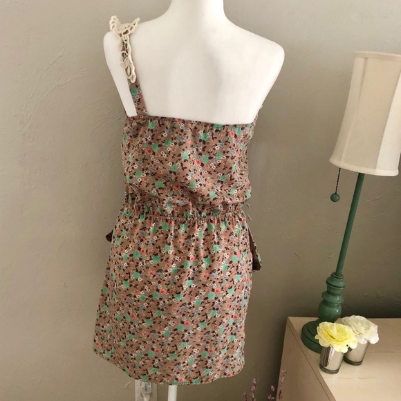 Floral One Shoulder Dress - Picture 2 of 3